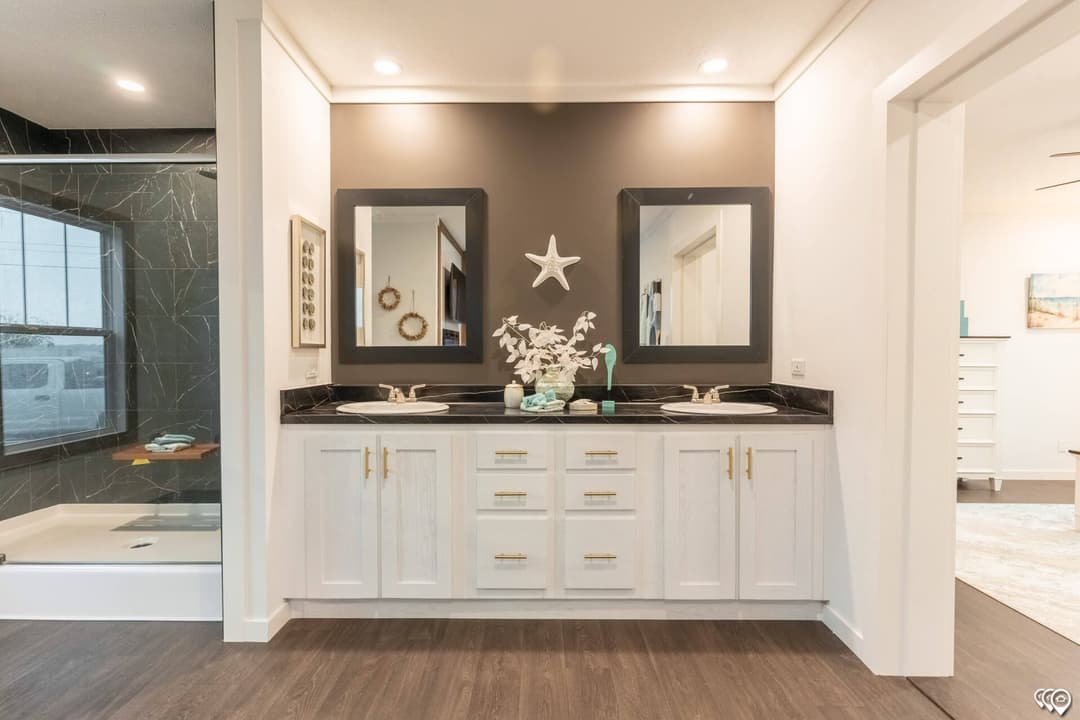 The twin creek bathroom home features