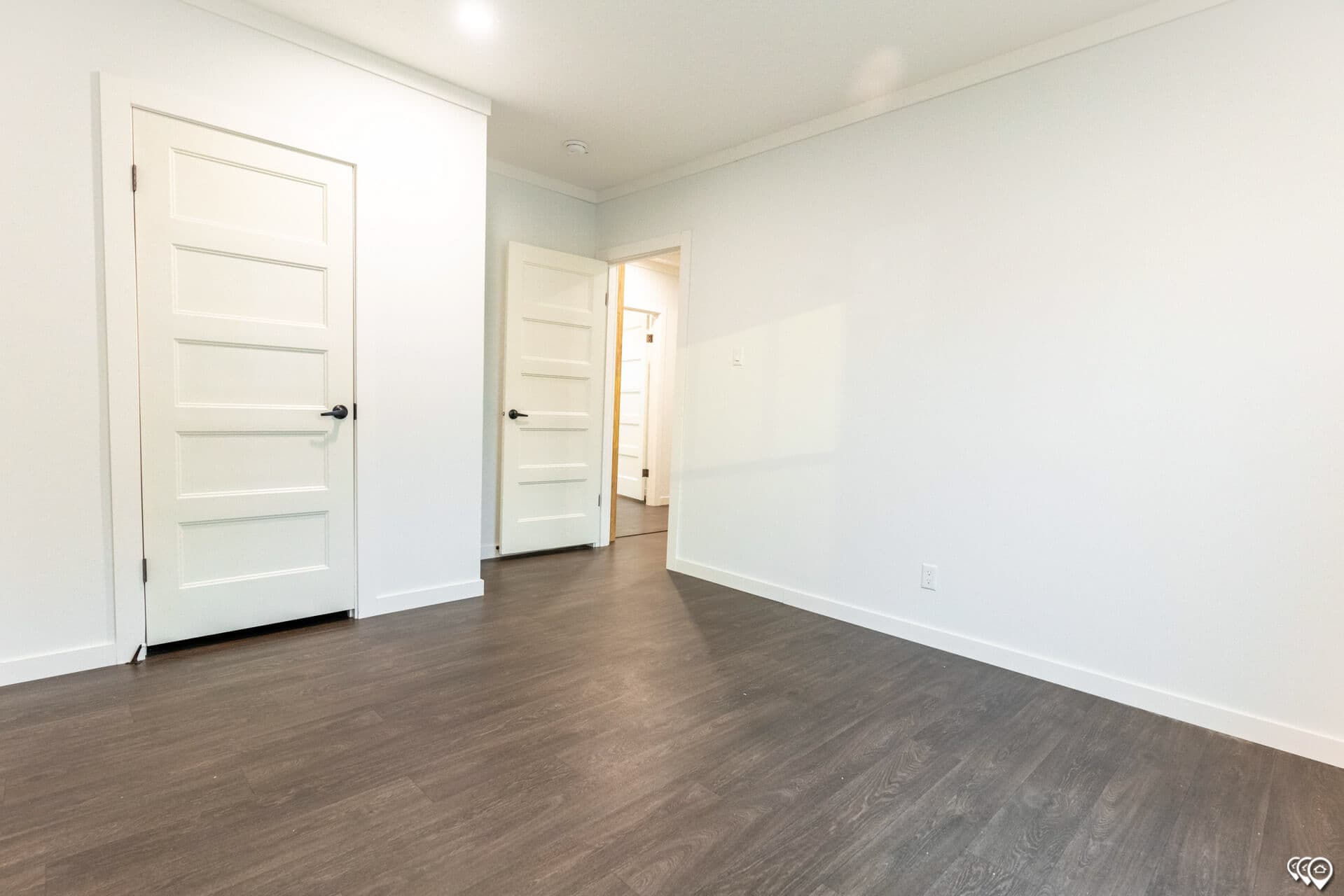 The twin creek bedroom home features